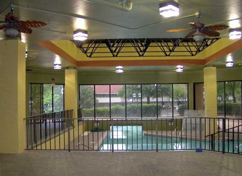 Hotel Ramada Plaza by Wyndham Atlanta Airport College Park Exterior foto