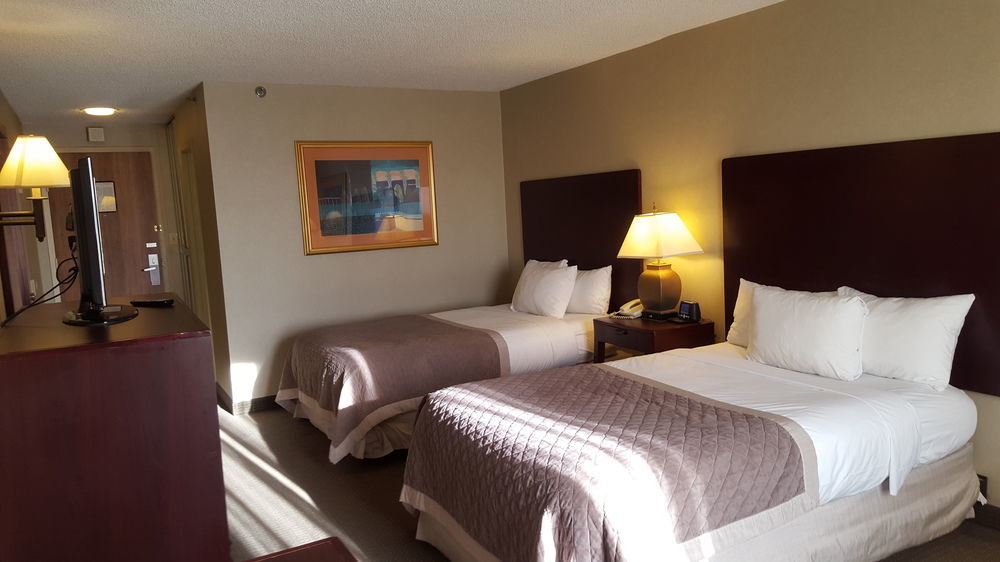 Hotel Ramada Plaza by Wyndham Atlanta Airport College Park Exterior foto