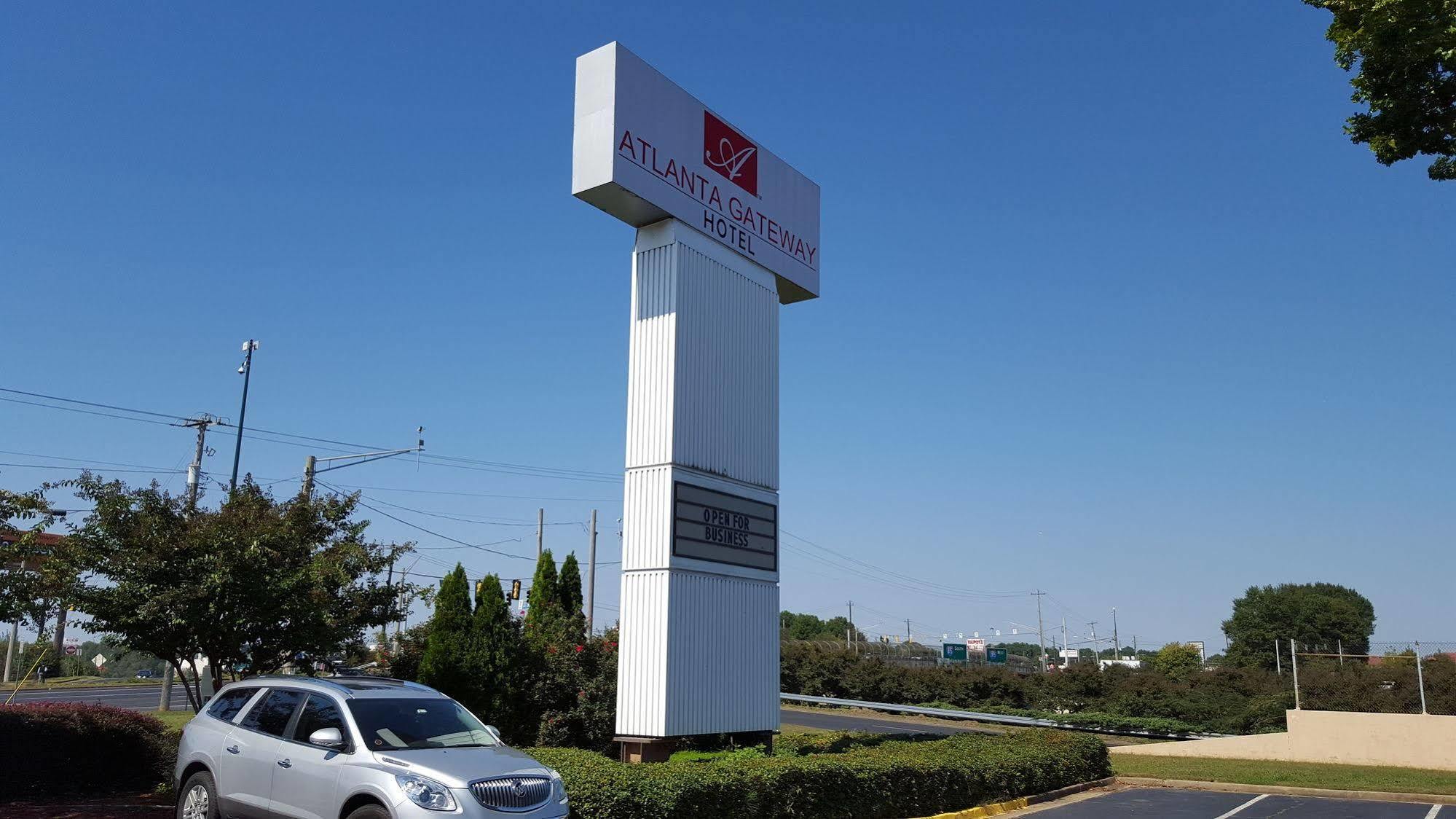 Hotel Ramada Plaza by Wyndham Atlanta Airport College Park Exterior foto