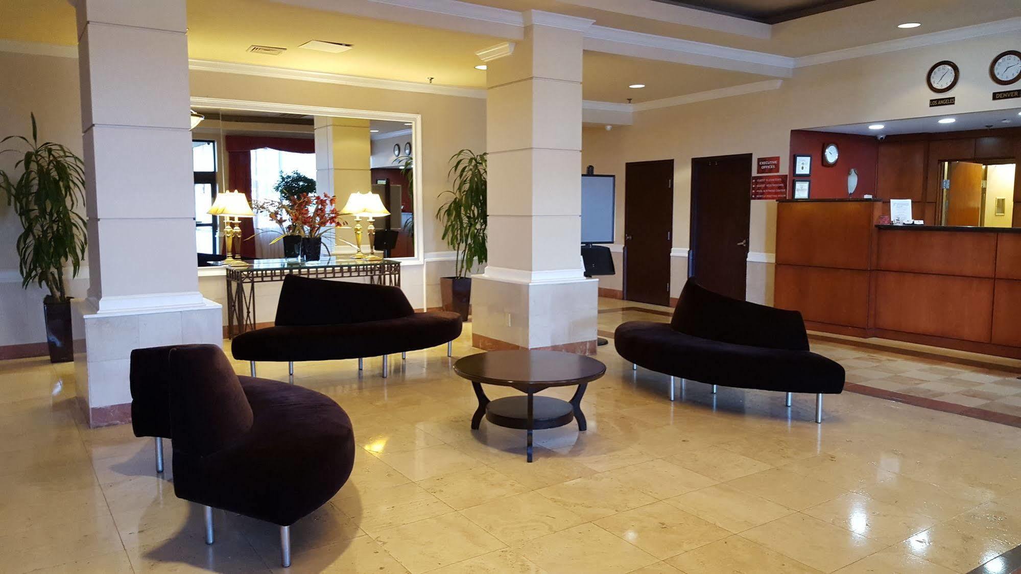 Hotel Ramada Plaza by Wyndham Atlanta Airport College Park Exterior foto